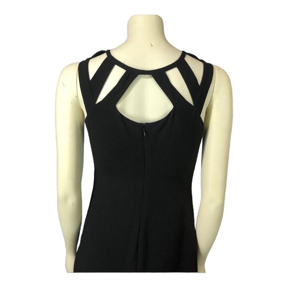 Vera Wang Black Long Gown Cut Out Neckline sleeveless train on back size 2 - Picture 9 of 11